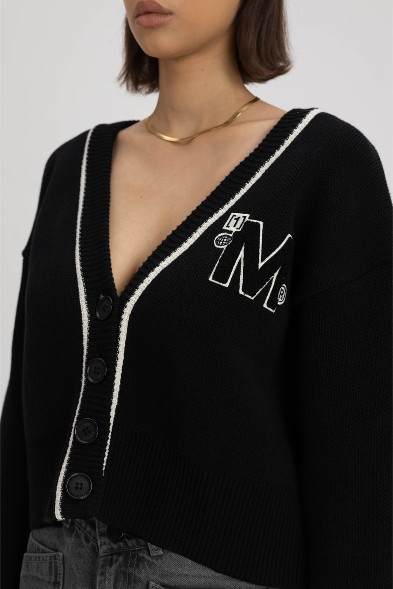 BADGE CARDIGAN