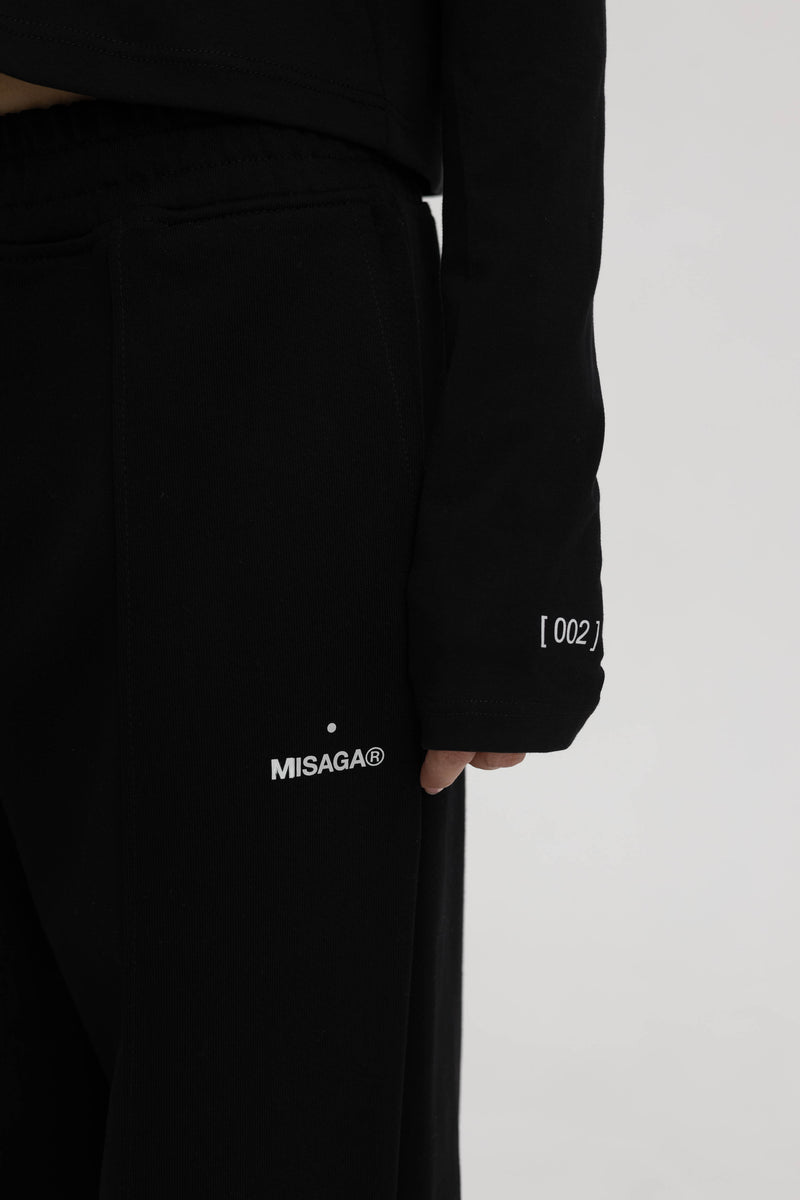 STILL LONG-SLEEVE BLACK